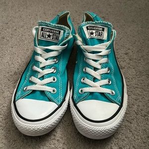 Converse- Blue